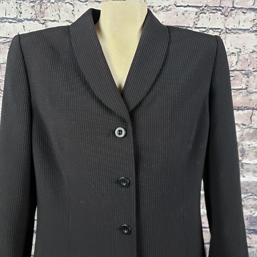 Jones Wear 2PC Black Pinstripe Suit (Jacket/Skirt)